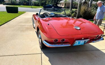 Chevy-corvette-convertible-1961-red-5