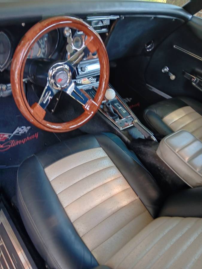 Chevy-corvette-convertible-1968-blue-1