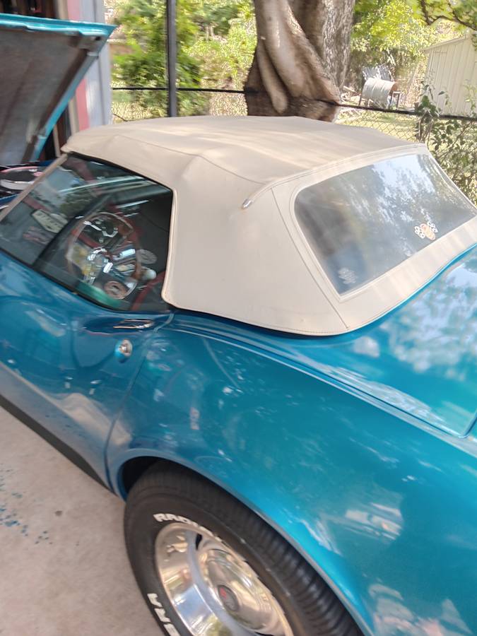 Chevy-corvette-convertible-1968-blue-3
