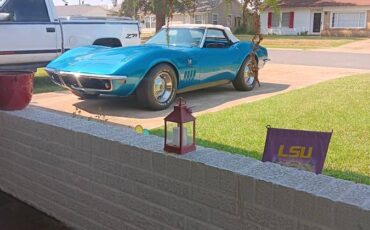 Chevy-corvette-convertible-1968-blue