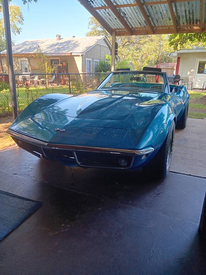 Chevy-corvette-convertible-1968-blue-4