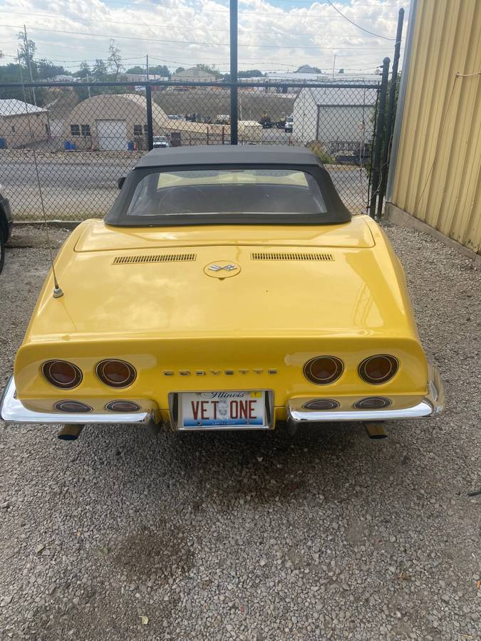 Chevy-corvette-convertible-1968-yellow-4