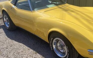 Chevy-corvette-convertible-1968-yellow-7