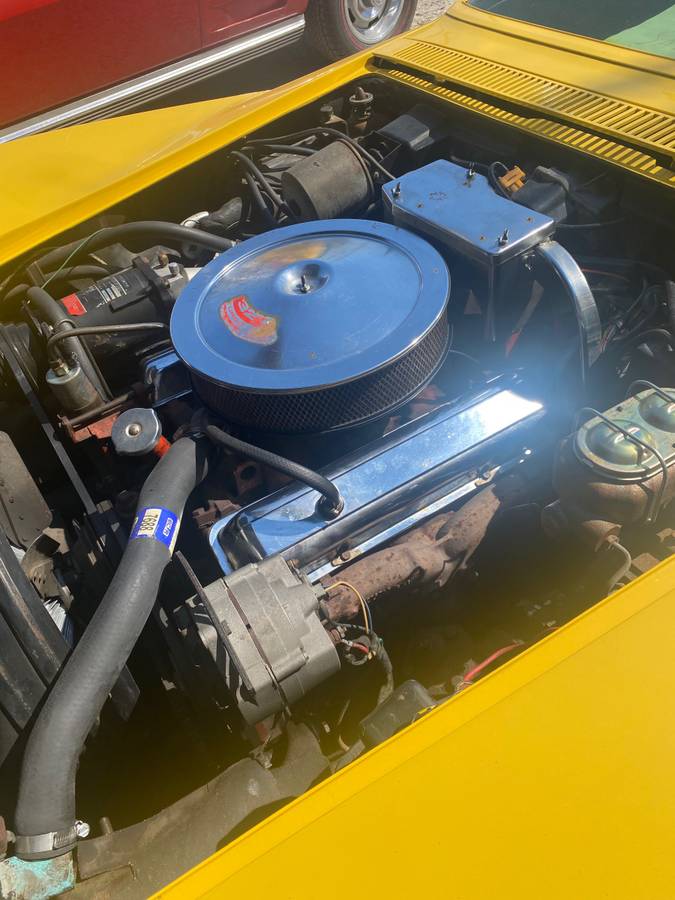 Chevy-corvette-convertible-1968-yellow