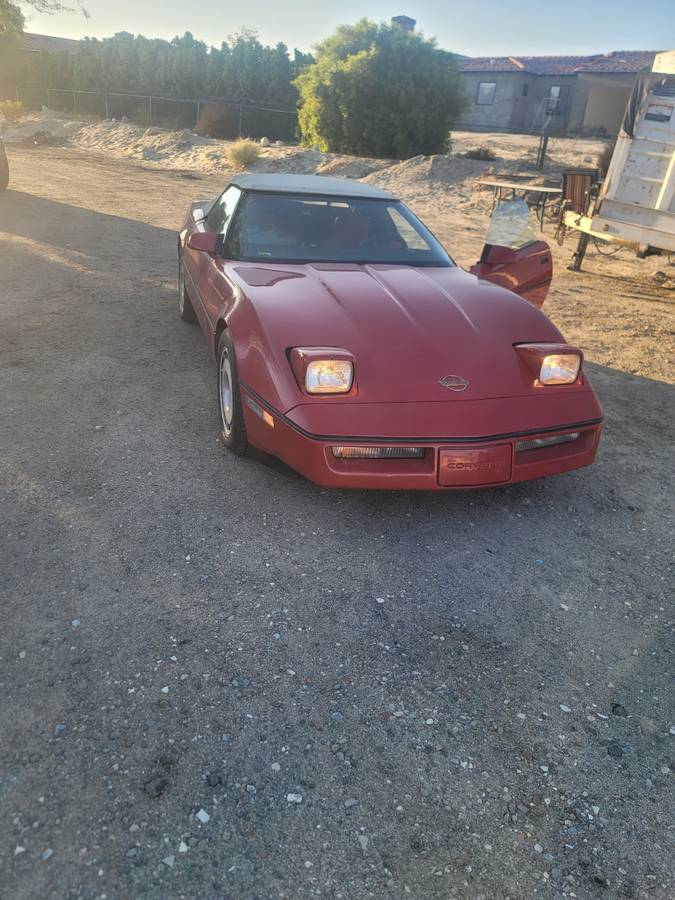 Chevy-corvette-convertible-1987-red-2