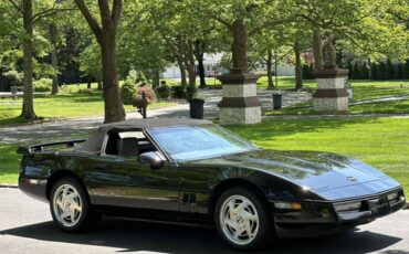 Chevy-corvette-convertible-1988-black-1
