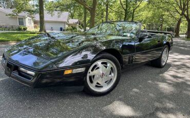 Chevy-corvette-convertible-1988-black