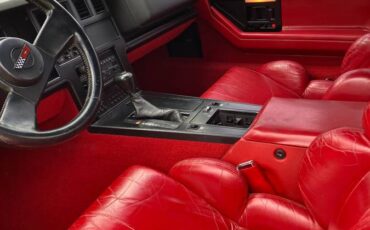 Chevy-corvette-convertible-1989-white-3
