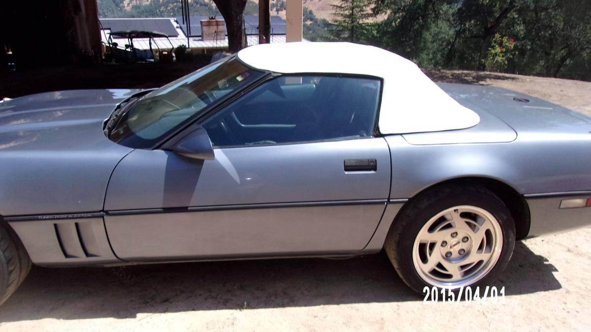 Chevy-corvette-convertible-1990-blue-7