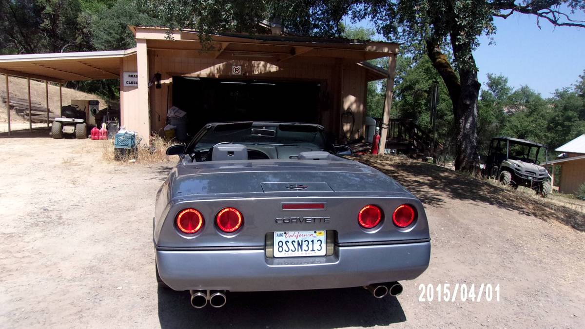 Chevy-corvette-convertible-1990-blue-9