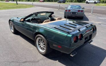 Chevy-corvette-convertible-1994-green-4