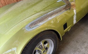 Chevy-corvette-coupe-1980-green-2
