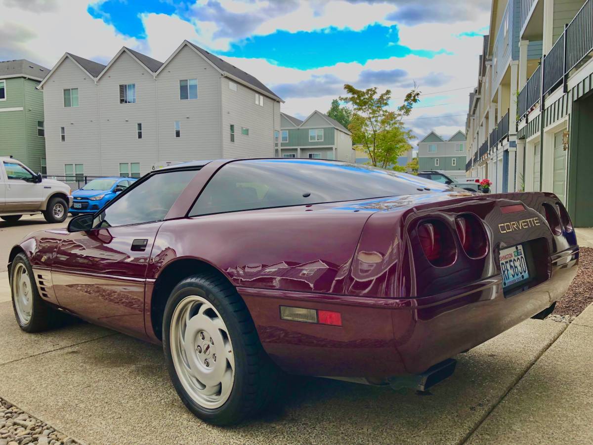 Chevy-corvette-coupe-1993-red-2