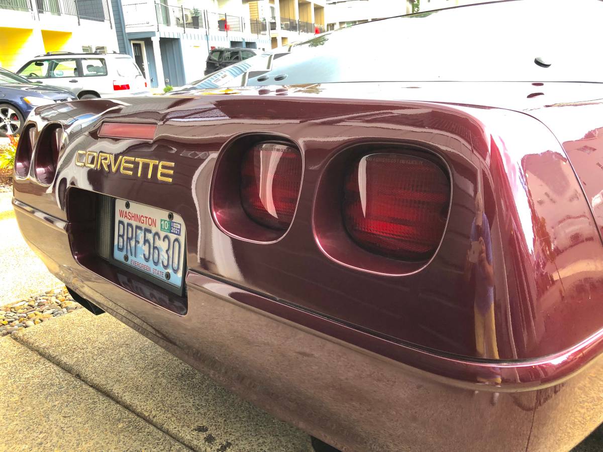 Chevy-corvette-coupe-1993-red-5