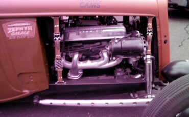 Chevy-coupe-1933-red-2