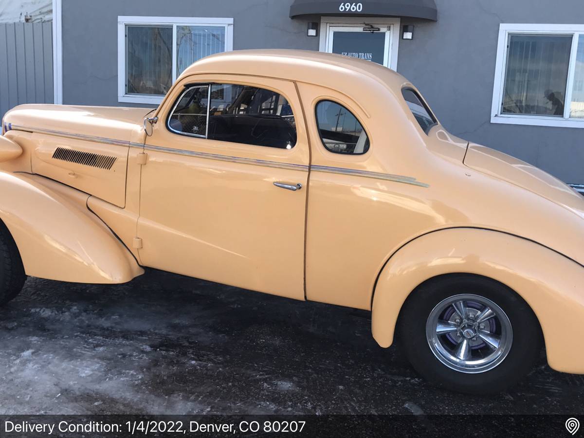 Chevy-coupe-1937-yellow-1