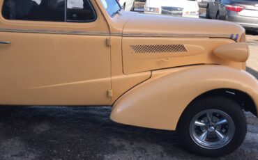 Chevy-coupe-1937-yellow-14