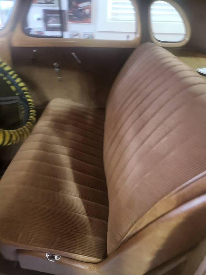 Chevy-coupe-1937-yellow-5