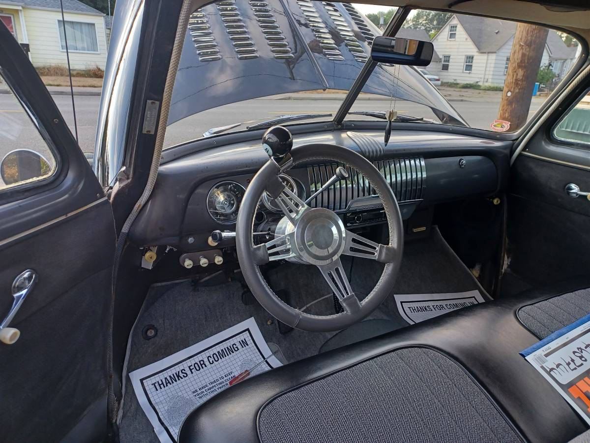 Chevy-coupe-1951-black-2