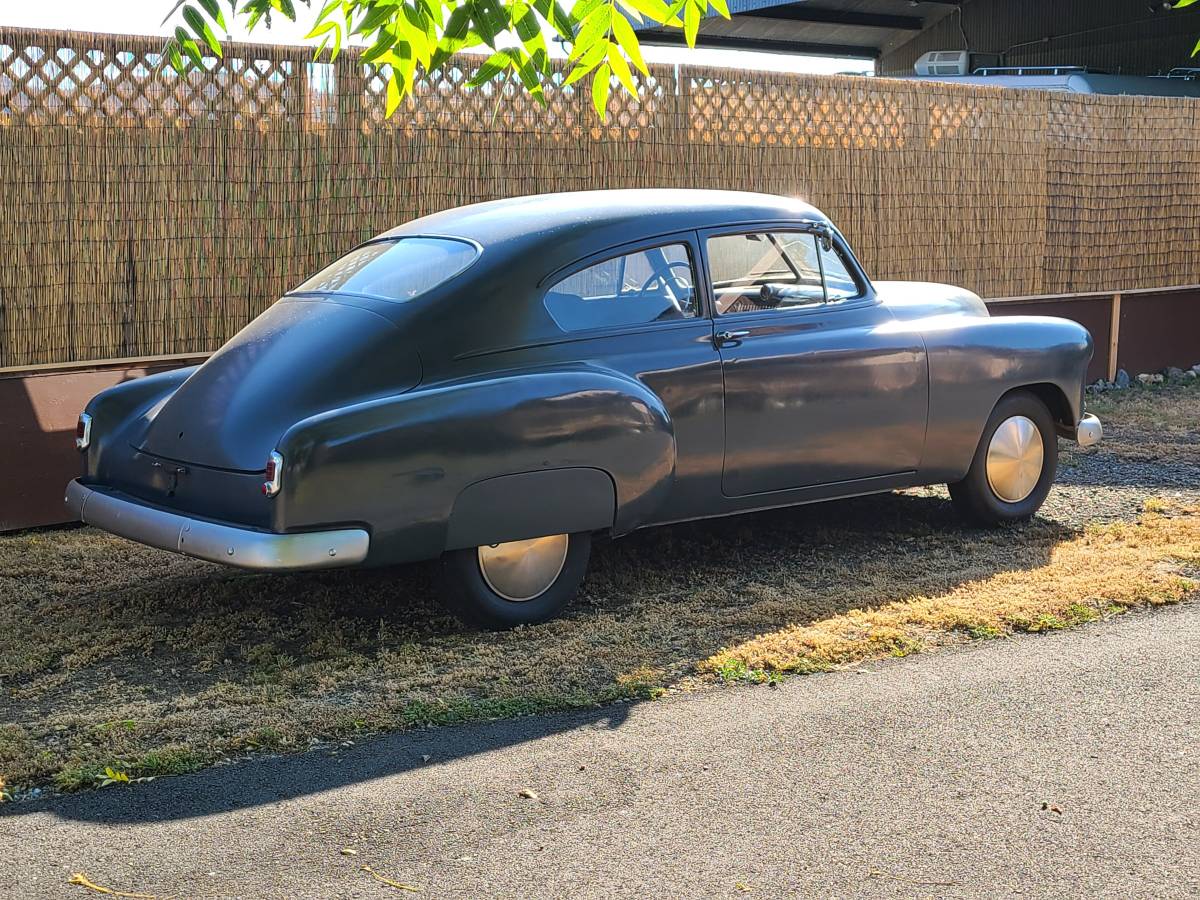 Chevy-coupe-1952