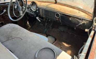 Chevy-deluxe-1949-black-4