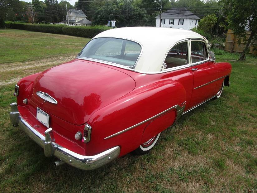 Chevy-deluxe-1952-red-11