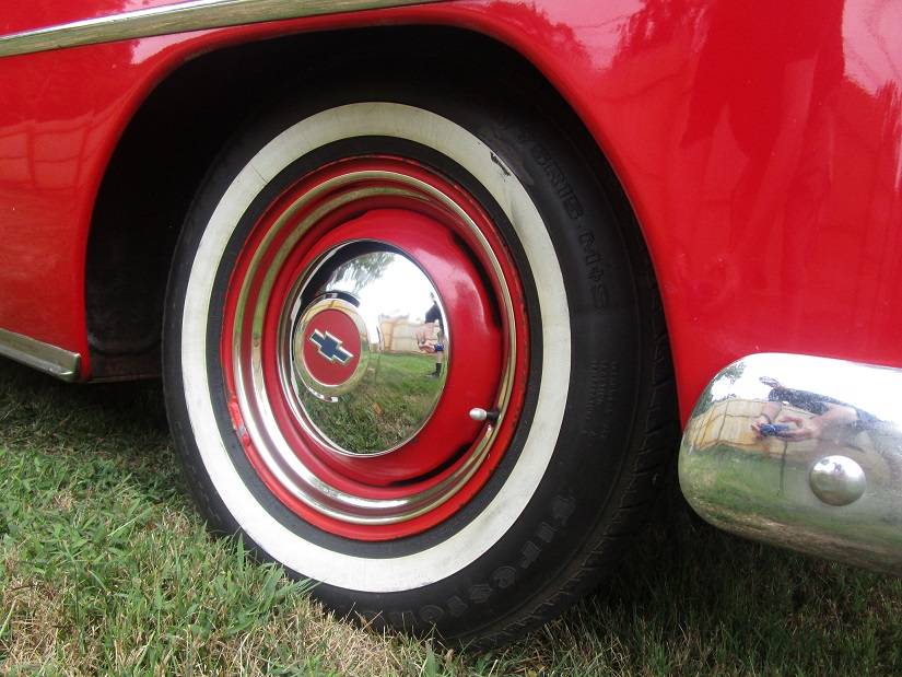 Chevy-deluxe-1952-red-3