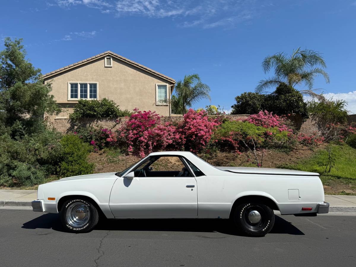 Chevy-el-camino-1975-10