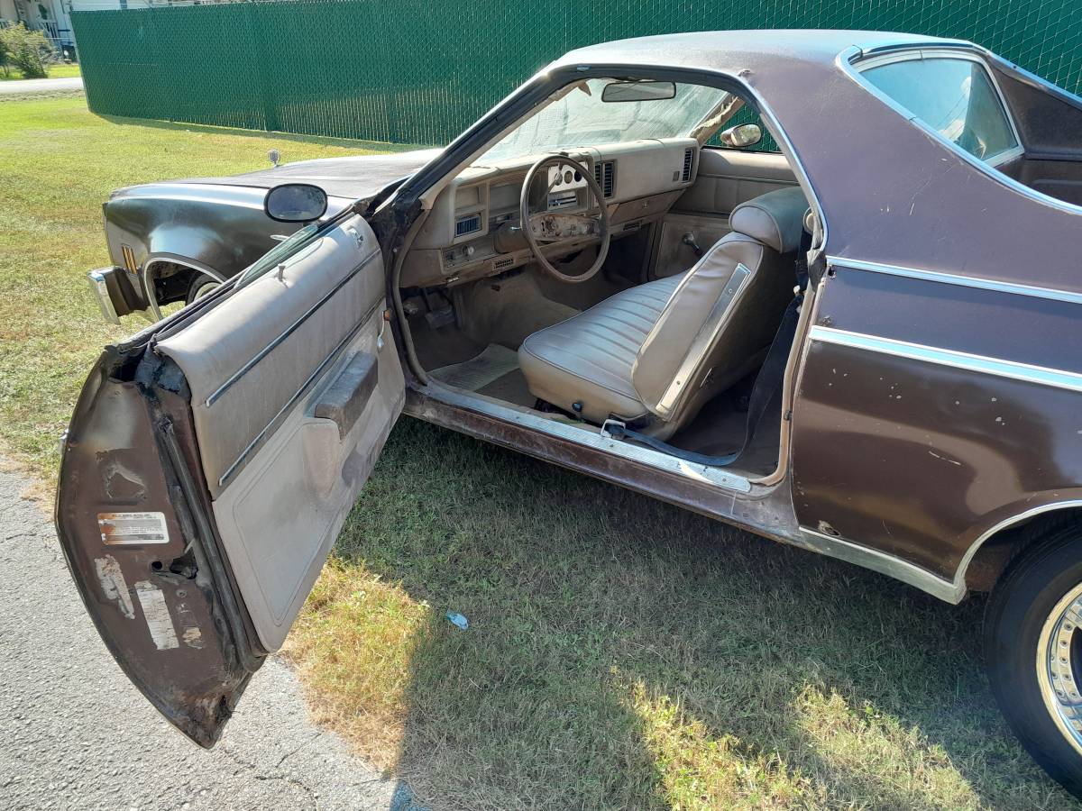 Chevy-el-camino-1977-brown-1