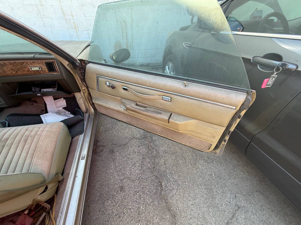 Chevy-el-camino-1982-8