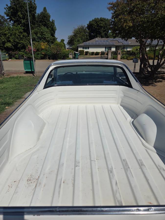 Chevy-el-camino-1986-white-5