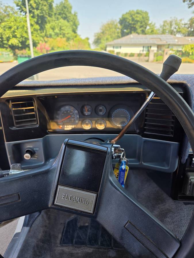 Chevy-el-camino-1986-white-7