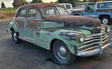 Chevy-fleetline-sedan-1948-green