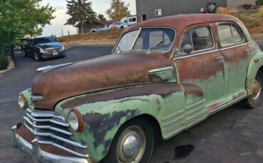 Chevy-fleetline-sedan-1948-green-5