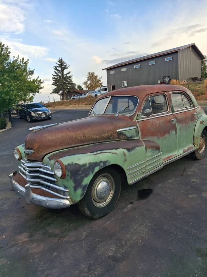 Chevy-fleetline-sedan-1948-green-5