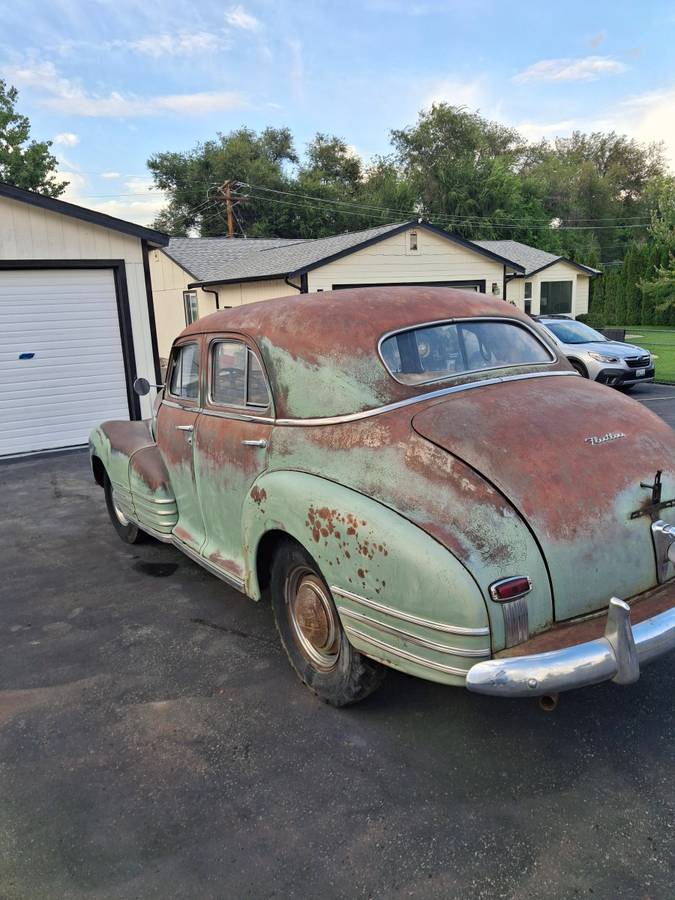 Chevy-fleetline-sedan-1948-green-7