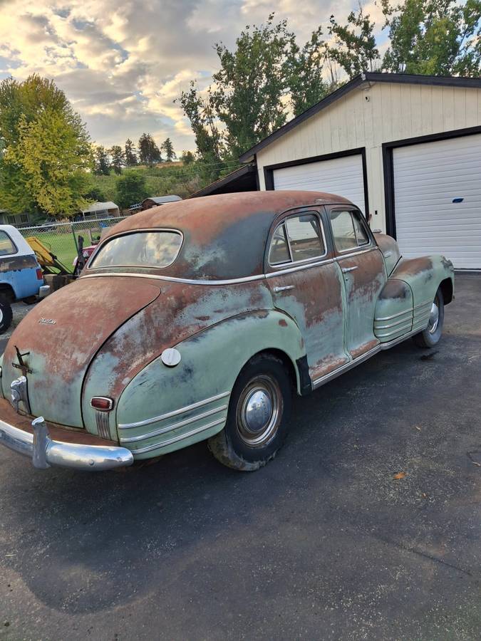 Chevy-fleetline-sedan-1948-green-9