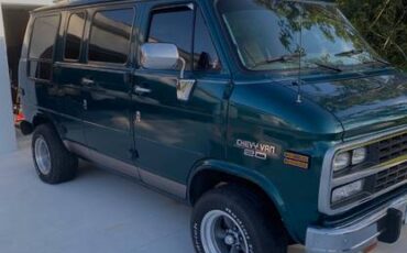 Chevy-g-20-series-conversion-van-1994-green