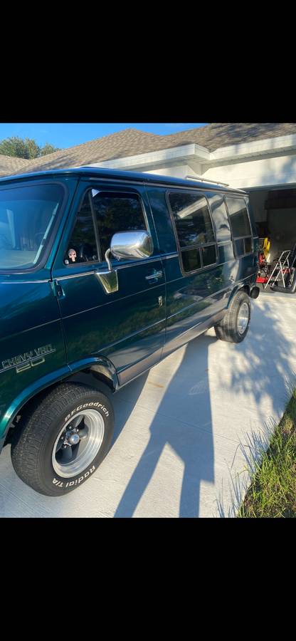 Chevy-g-20-series-conversion-van-1994-green-6