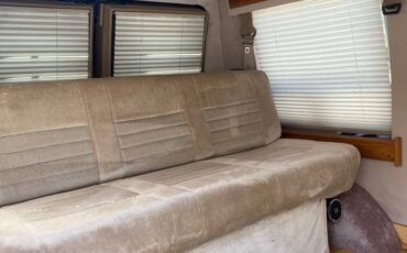 Chevy-g-20-series-conversion-van-1994-green-9