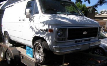 Chevy-g10-van-1979-white-1