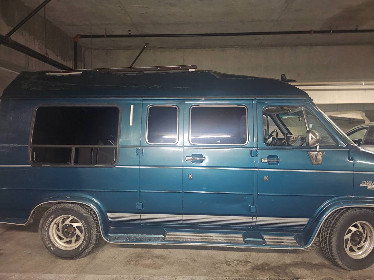 Chevy-g20-1992-15