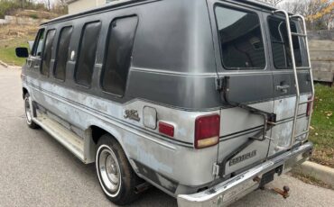 Chevy-g20-van-1985-silver-1
