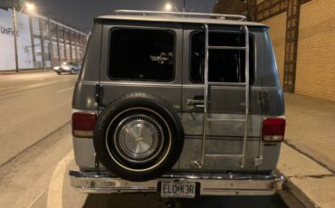 Chevy-g20-van-1985-silver-10