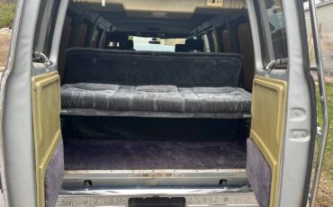 Chevy-g20-van-1985-silver