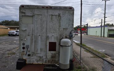 Chevy-g20-van-diesel-1974-custom-1