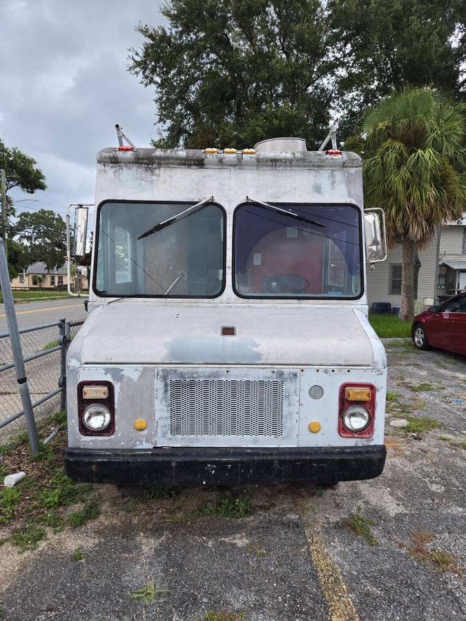 Chevy-g20-van-diesel-1974-custom