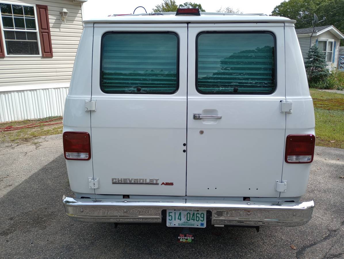 Chevy-g20-van.-1993-8
