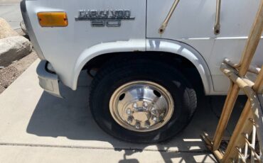 Chevy-g30-14-box-van-1995-7