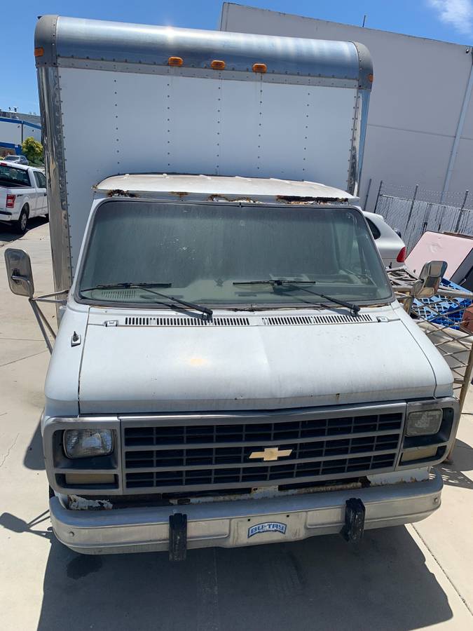 Chevy-g30-14-box-van-1995